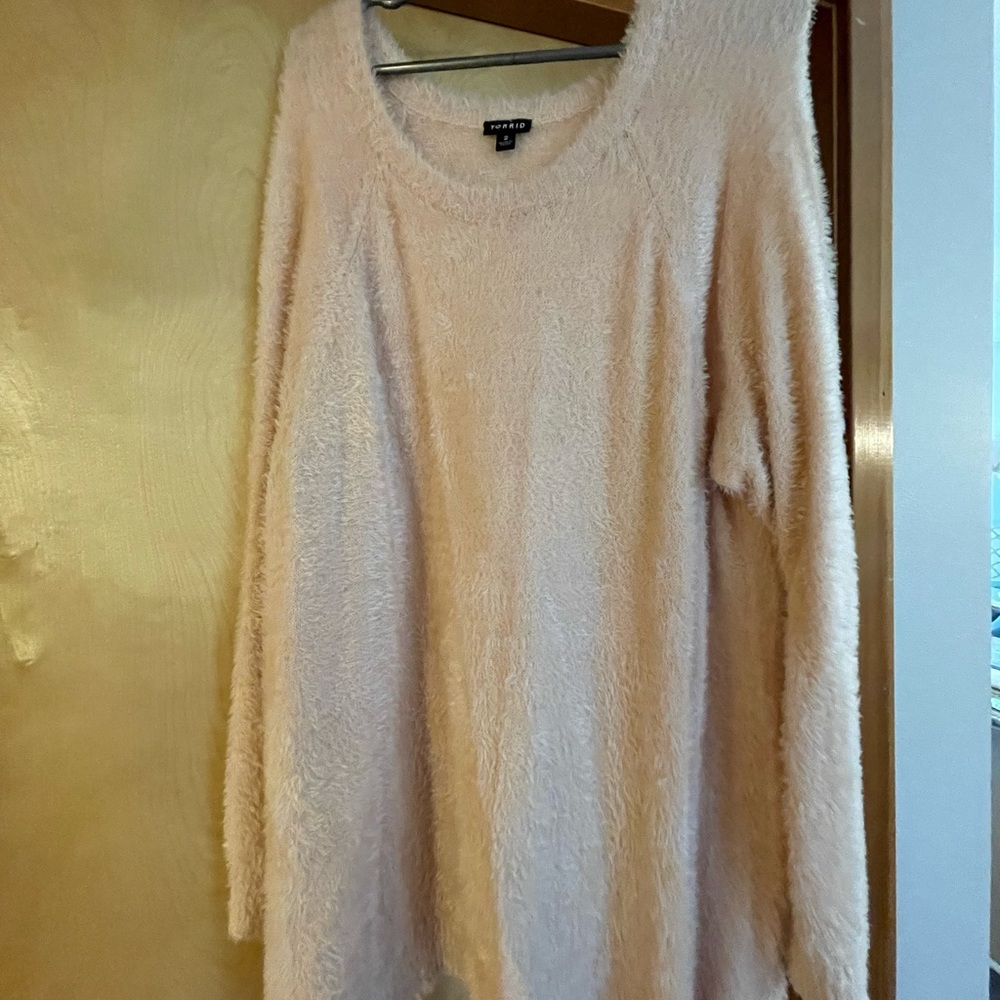 🪄TORRID🪄 Textured BLUSH Sweater